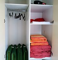 Charming Apartment 3 Sleeps 4 Guests