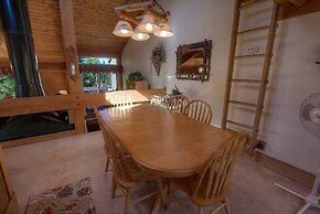 Chimney Rock Condo 3 Bedroom Condo by RedAwning