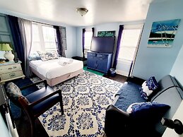 Blue Room in Delaware