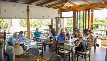 A Spacious and Bright Studio With Balcony No1234