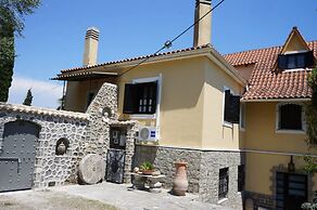 Corfu Green Paradise - Luxury Villa in Mistralatika, Kato Korakiana