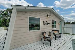 Dockside Inn
