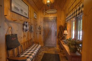 Lakefront History 5 Bedroom Cabin by Redawning