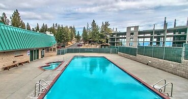 Tahoe Olympic 3 Bedroom Condo by RedAwning