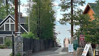 Smokey Joes 5 Bedroom Cabin by RedAwning