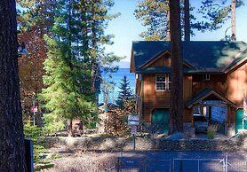 Smokey Joes 5 Bedroom Cabin by RedAwning