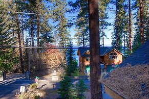 Smokey Joes 5 Bedroom Cabin by RedAwning