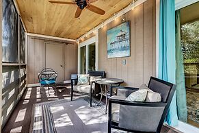 10c Amelia Landings 2 Bedroom Condo by RedAwning
