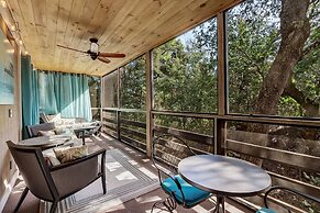 10c Amelia Landings 2 Bedroom Condo by RedAwning