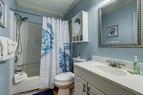 10c Amelia Landings 2 Bedroom Condo by RedAwning