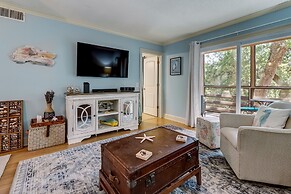 10c Amelia Landings 2 Bedroom Condo by RedAwning