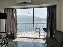 Beautiful Twin Towers Suite With Balcony and Stunning sea View