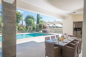 Protaras Holiday Villa De1