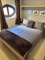 Ewa Apt - 3-bed Near Sliema - St Julians Seafront