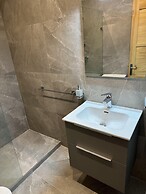 Ewa Apt - 3-bed Near Sliema - St Julians Seafront