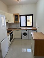 Ewa Apt - 3-bed Near Sliema - St Julians Seafront