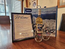 Tall Pines Retreat 4 Bedroom Condo by RedAwning