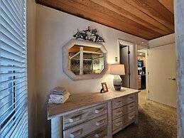 Tall Pines Retreat 4 Bedroom Condo by RedAwning