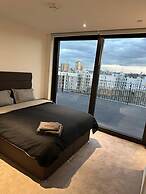 Immaculate Apartment in London, Royal Docks