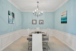 4804 Cayview Avenue #401