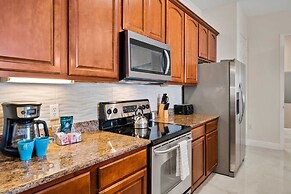 4804 Cayview Avenue #401