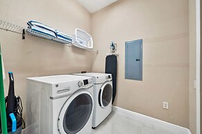 4804 Cayview Avenue #401