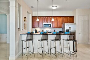 4804 Cayview Avenue #401