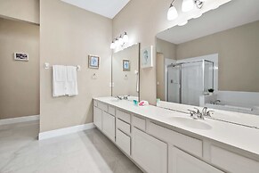 4804 Cayview Avenue #401