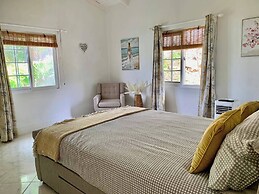 Stunning 3 bed Villa, Balcony and sea View