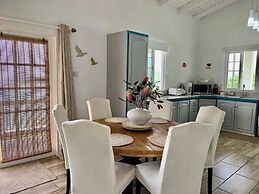 Stunning 3 bed Villa, Balcony and sea View