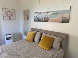 Stunning 3 bed Villa, Balcony and sea View