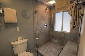 Blue Laulea 2 Bedroom Home by RedAwning