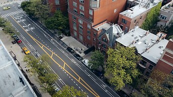 Kama Central Park Hostel