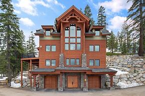 Stage Coach Run 5 Bedroom Home by RedAwning