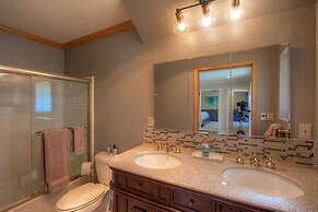 Gale Force Wind 4 Bedroom Home by RedAwning