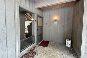 Tumbleweed Pines 3 Bedroom Home by RedAwning