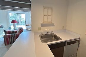 Tumbleweed Pines 3 Bedroom Home by RedAwning