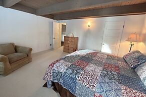 Tumbleweed Pines 3 Bedroom Home by RedAwning