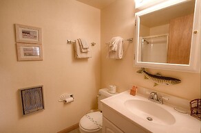 Whispering Wood 3 Bedroom Home by RedAwning