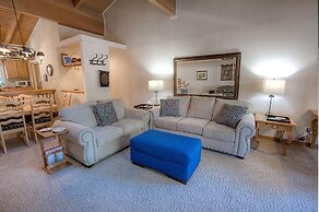 Whispering Wood 3 Bedroom Home by RedAwning