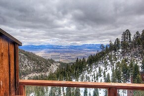 Lakescape 3 Bedroom Condo by RedAwning