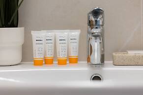 Zdziechowskiego Apartment by Renters