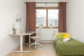 Zdziechowskiego Apartment by Renters