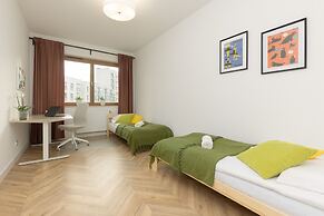 Zdziechowskiego Apartment by Renters