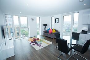 Highview 2-bed Apartment in London