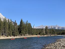 Skyline 207 - Mountain View Townhouse-AC - Heated Pool - Hot Tub