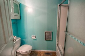 Sugar Pine 3 Bedroom Home by RedAwning