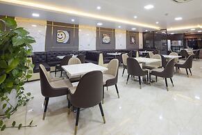 Diamond Luxury Hotel