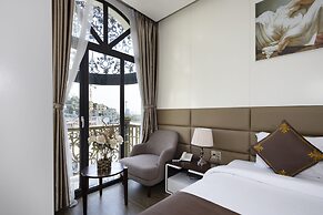 Diamond Luxury Hotel