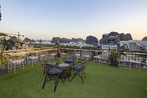 Diamond Luxury Hotel